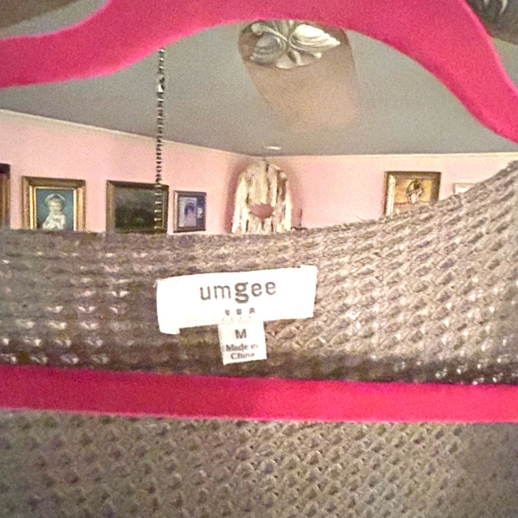 Umgee Duster - Picture 2 of 2